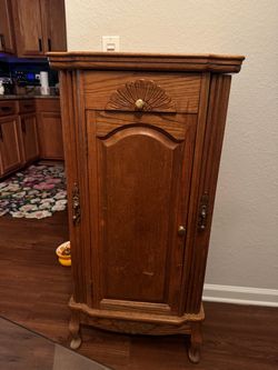 Jewelry box vintage
