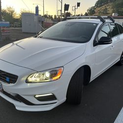 2016 Volvo V60