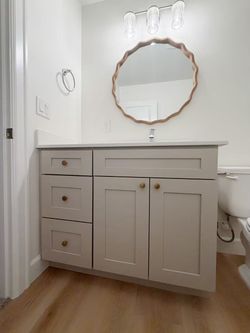 Vanity cabinet