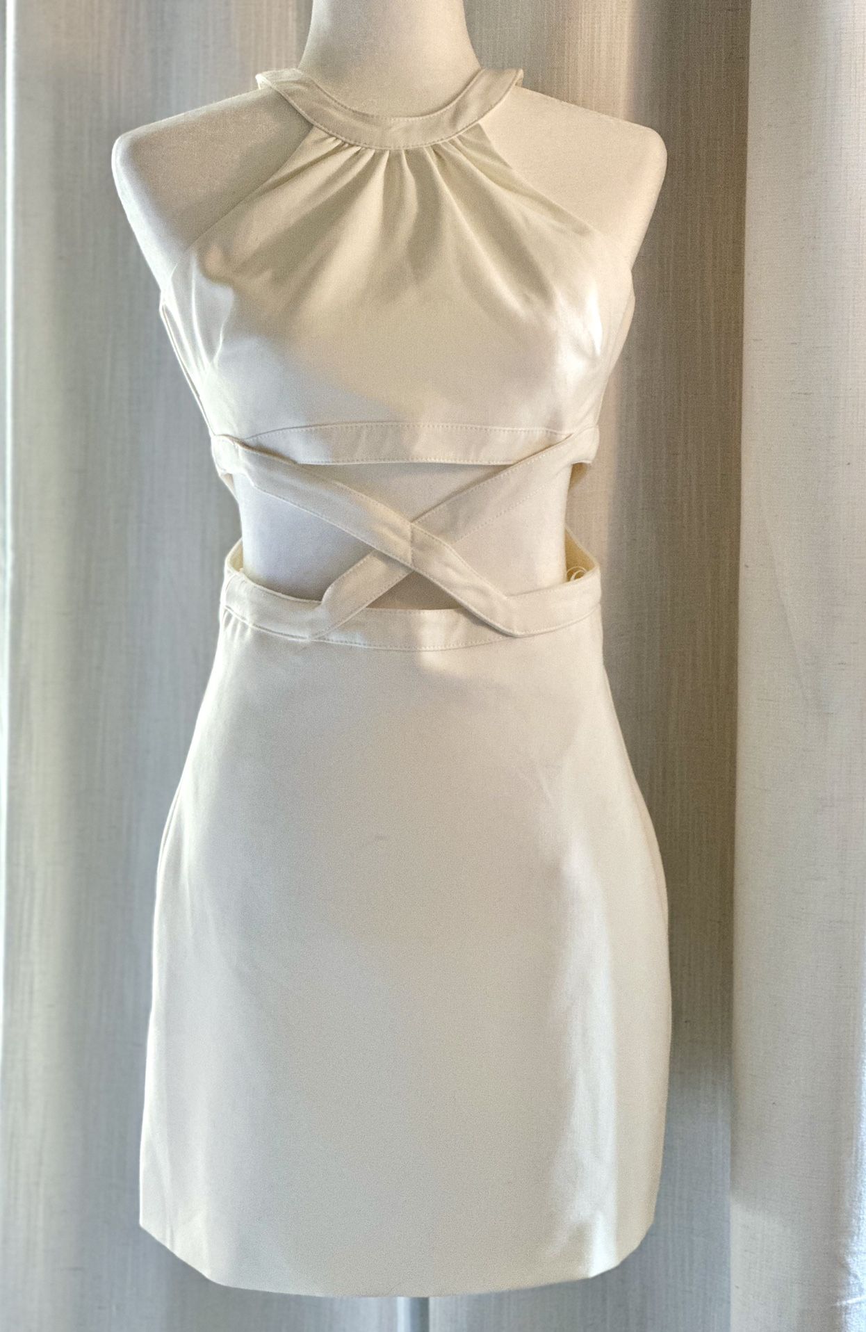 BRAND NEW LIKELY ISADORA  DRESS IN WHITE