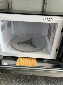 Microwave 1000 watts