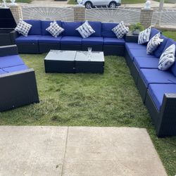 Brand New Patio Set 16 Pieces