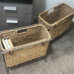 Hand-Woven Seagrass & Rattan Magazine Rack with Metal Stand & Leather Tabs