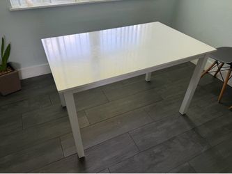 White dining table