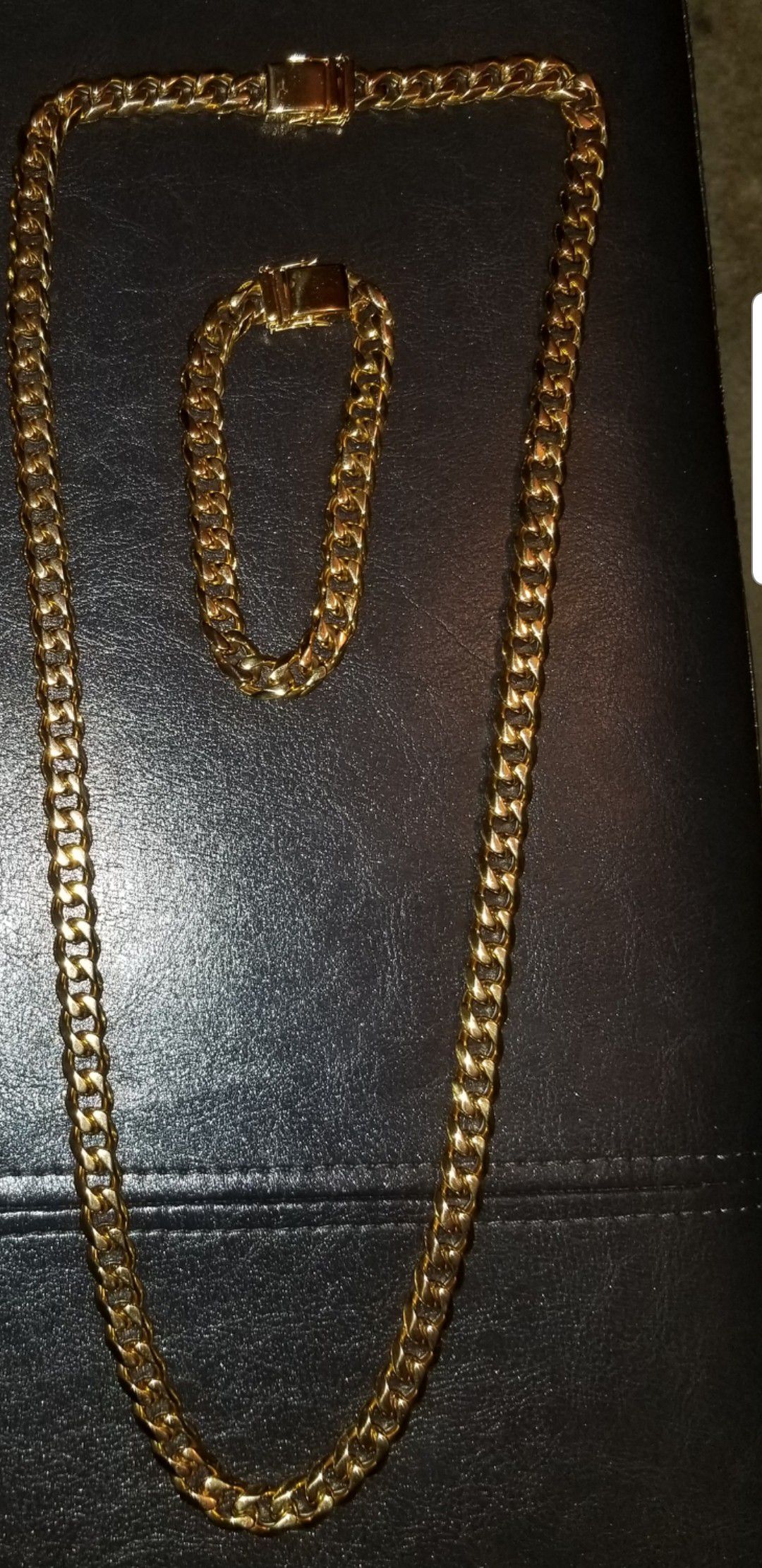 Stainless steel Cuban link 30"chain and bracelet set