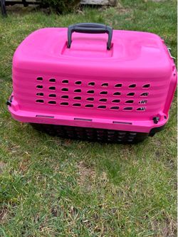 Petmate Pet Crate/ Carrier/ Channel