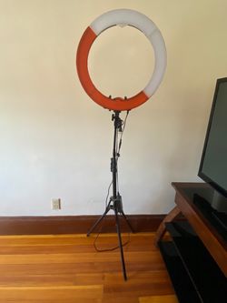 Ring light