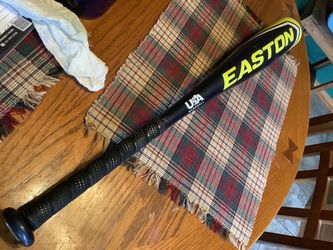 Easton TBall baseball bat like new , USA certified, size 25” and 12 ounces with 2 5/8” barrel hyper lite composite