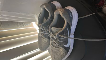Nike women shoe size 7