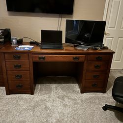 Beautiful Computer Desk And Chair