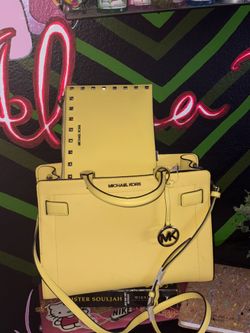 Brand new Michael Kors purse wrist wallet included