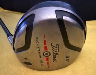 Titleist 905T Driver 9.5 Loft RH Stiff Graphite Titanium Black/Silver 1