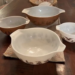 Vintage Pyrex Early American Set Of 4