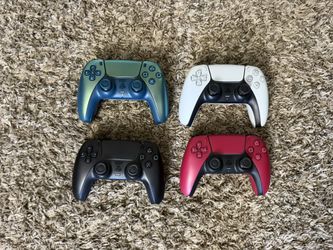 PS5 Controllers 