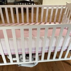 4 In 1 White Crib 