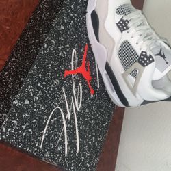 Jordan 4 Retro Military Black 