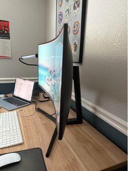 Samsung ViewFinity S65UA Series 34-inch Ultrawide QHD Curved Monitor