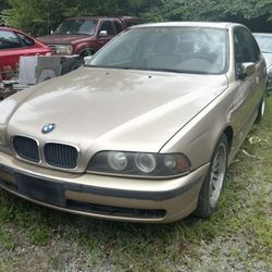 1999 BMW 540i