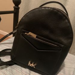 Michael Kors Back Pack Purse ✨