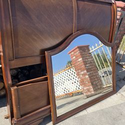 Queen Size Headboard And Footboard 