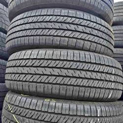 225-60R17 Yokohama Tires Excelente Condición Las Cuatro 