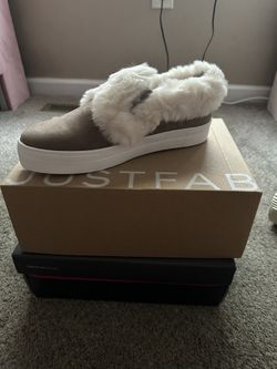 Faux Fur sneakers