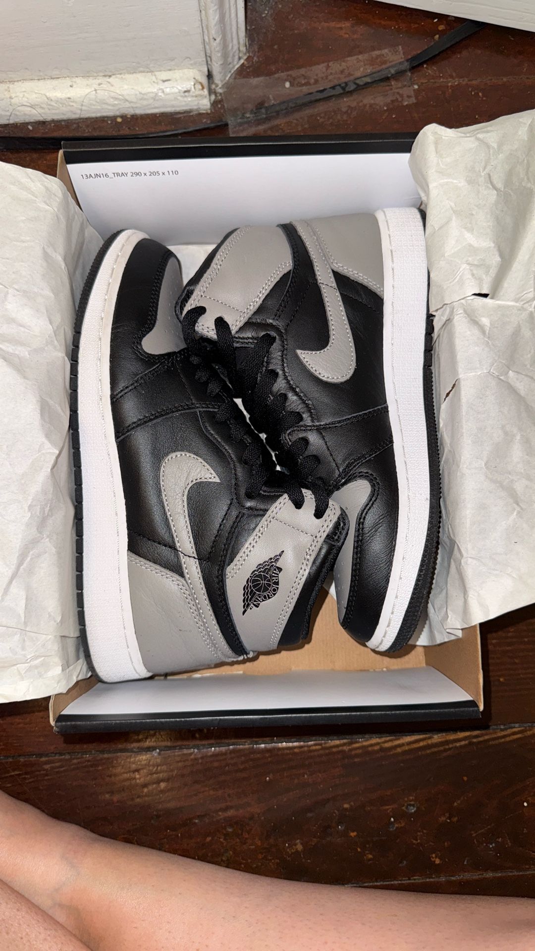 Jordan 1 Retro High OG Size 6.5 Y