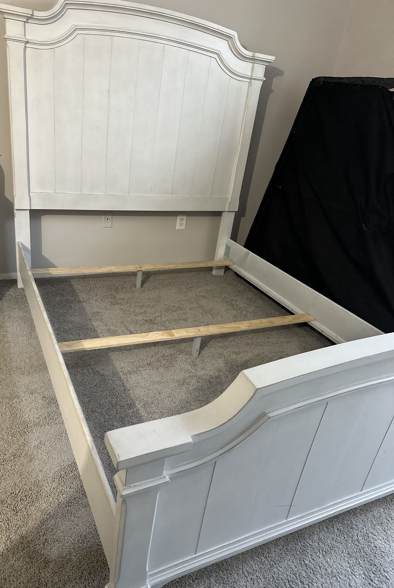 Queen Bedroom Set & TV