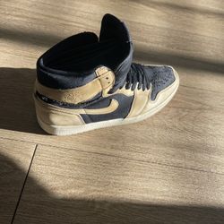 NIKE Air Jordan 1 Retro High OG 'Heirloom' (MEN’S)