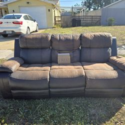 Sofa Gratis (Free) 