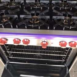 Wolf Gourmet Professional Stove 36” Natural Gas  6 Burners 