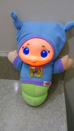 Playskool Hasbro 2005 Lullaby Glo Worm