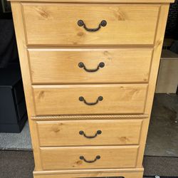 Tall chest 55”35”wide 