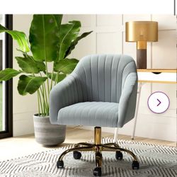 Ada  Task Chair 