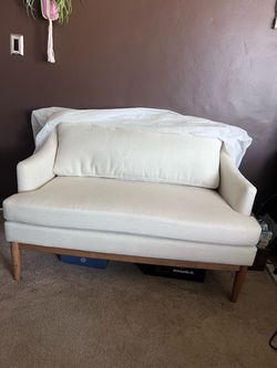 Love seat