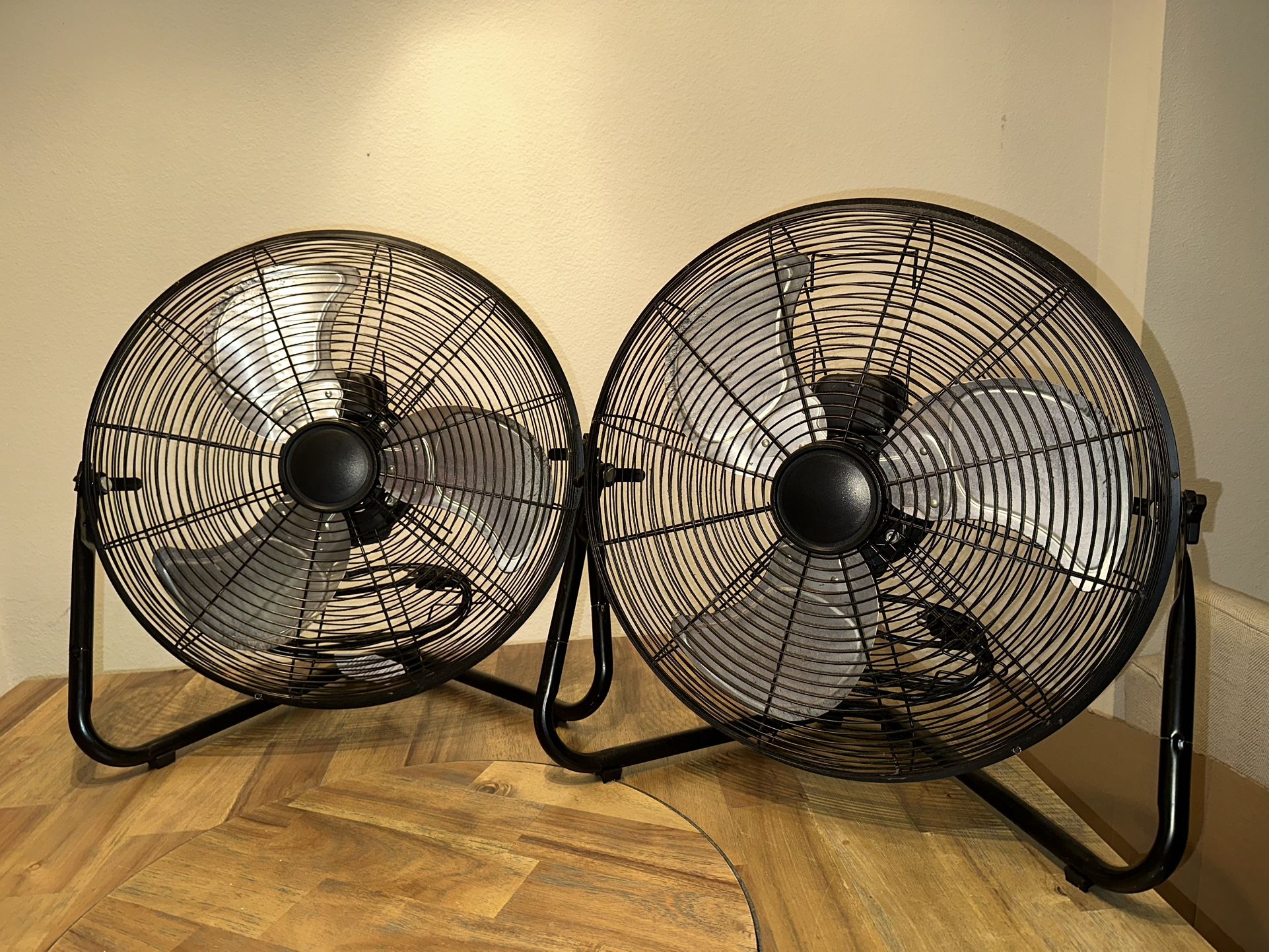 Fan 2