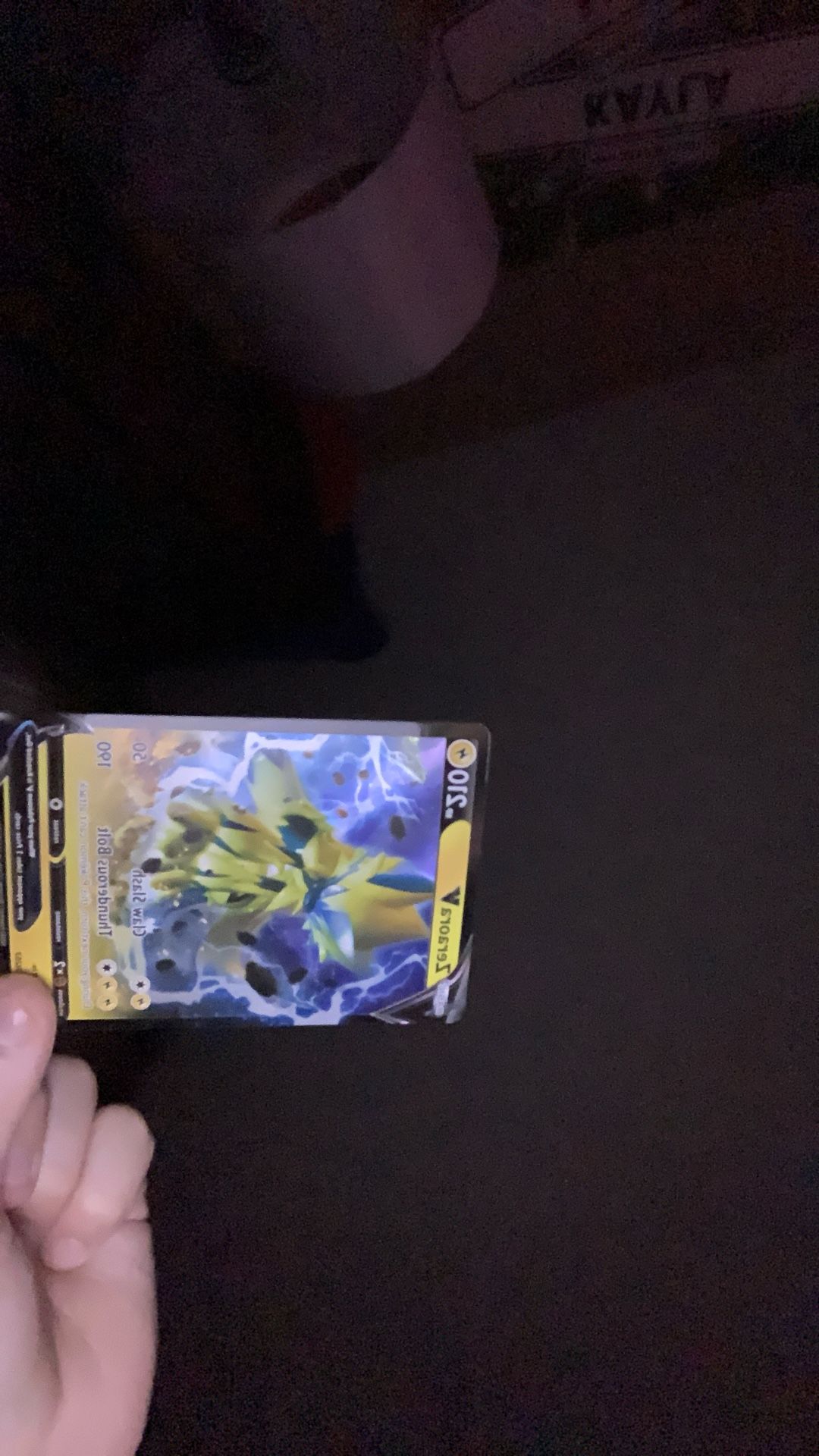 Zeraora V Basic