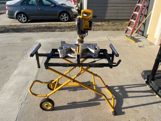 Dewalt 10inch 20volt  miter saw
