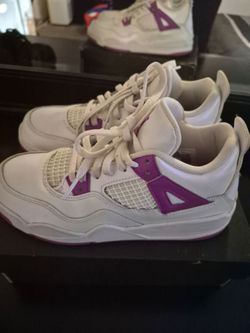 Jordan 4s