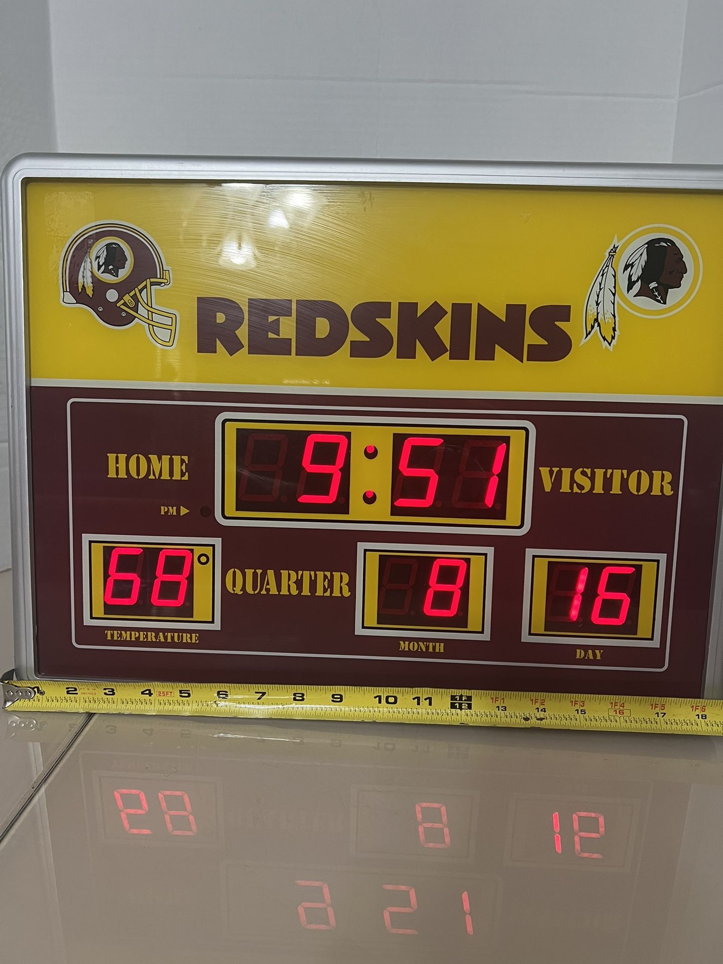 NFL Washington Redskins Scoreboard Clock with Temperature Free Shipping Works. Items is fully functional and is in great cosmetic condition minus some