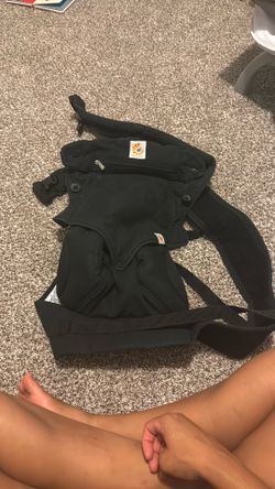 Ergo baby carrier