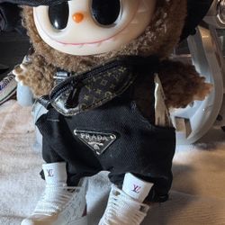LabubuOutfit Prada