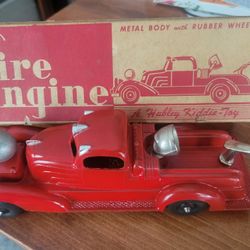 Vtg 1950's Hubley Kiddie Toy Die Cast Metal Fire Engine Complete Original Paint And Orginal Box!