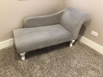 NEW KIDS LOUNGE SOFA
