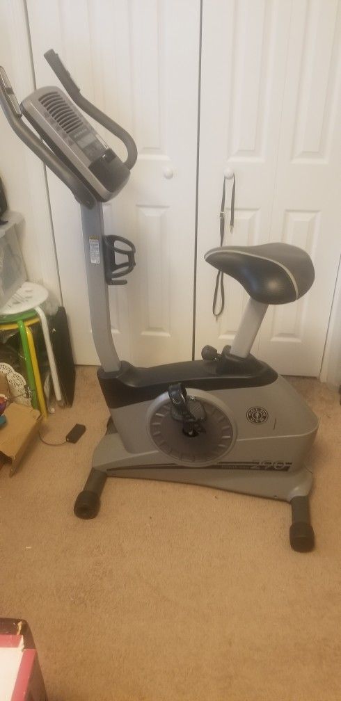 Gold's Gym Power Spin 290 Stationary Bike.