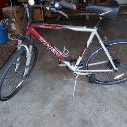 Trek 7500 Multitrack Bike