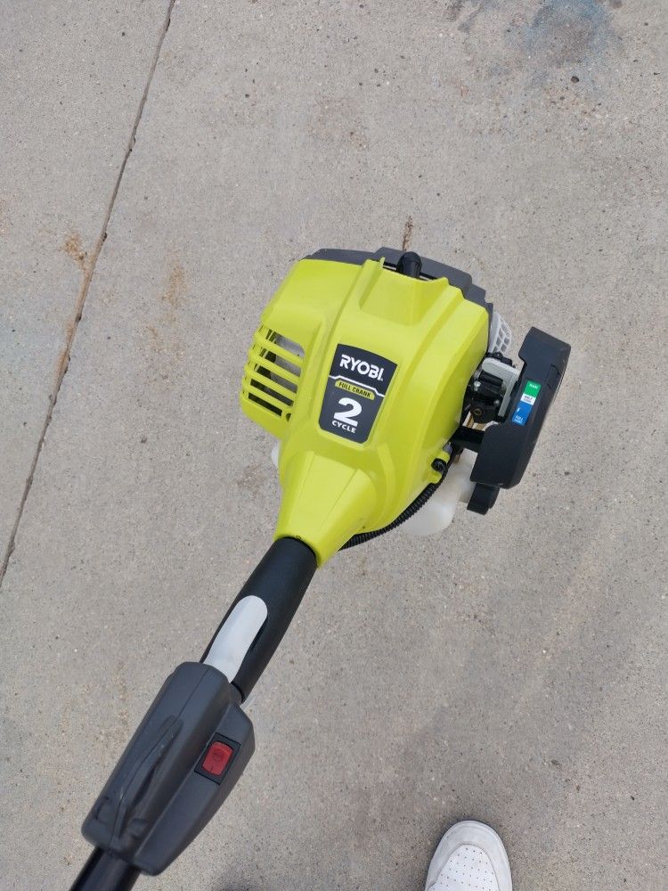 Ryobi 2 Cycle Full Crank Weed Wacker