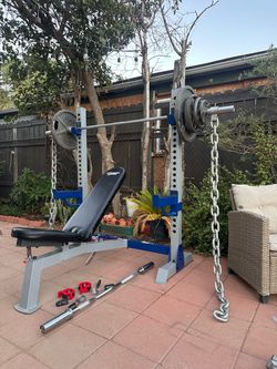 OLYMPIC WEIGHT BENCH SQUAT RACK WITH OLYMPIC WEIGHTS