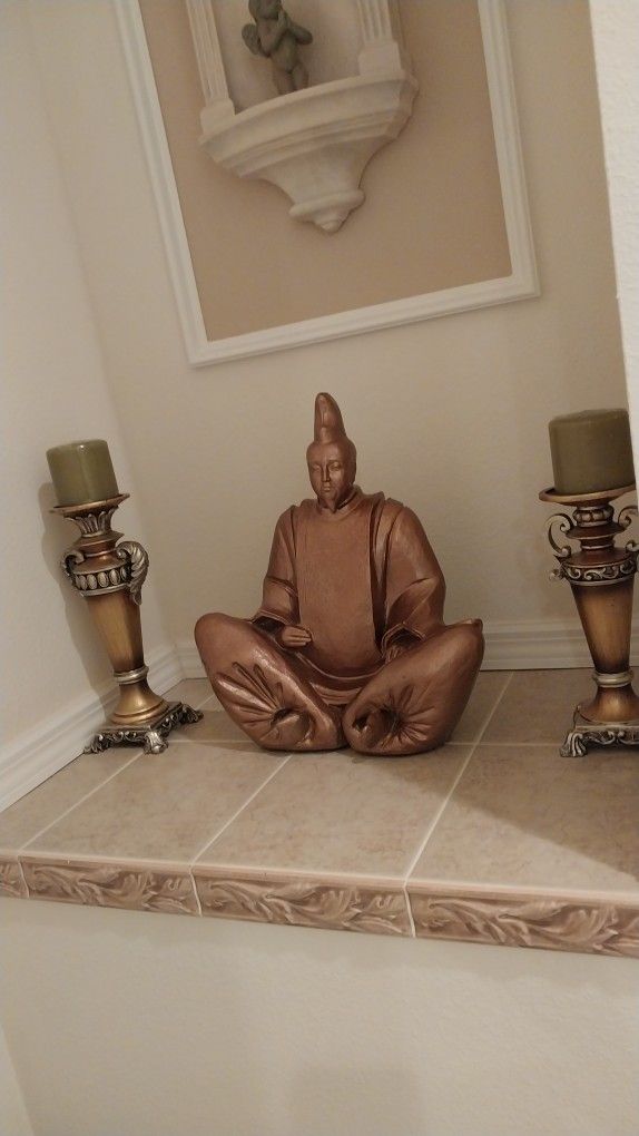 Decor Two Candle Holders, Two Candles And Statue Beautiful PC's