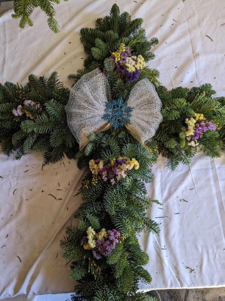 Fresh Xmas Cross